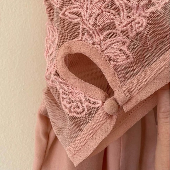 Urban outfitters embroidered dress - Picture 7 of 9